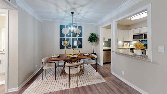 Dining Space at Vinings RiverVue, Georgia