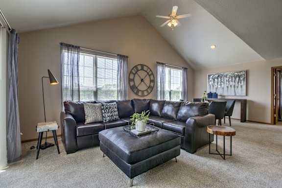 Common Room at Tranquility Pointe, Omaha, NE