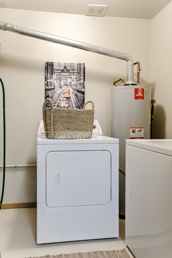 In Home Full Size Washer And Dryer at The Pointe, LaVista