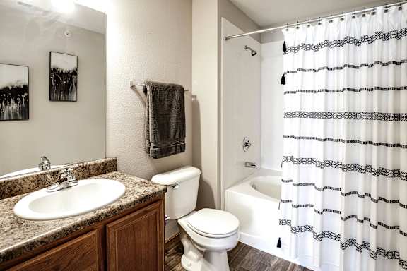 Bathroom Fitters at Standing Bear Lake, Nebraska, 68164