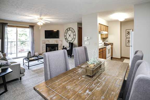 Dining Space at The Pointe, LaVista, Nebraska