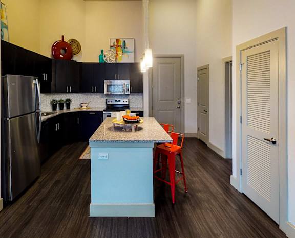 Fully Equipped Eat-In Kitchen at Civic at Frisco Square Apartments, Frisco, 75034