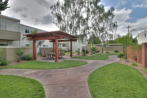 courtyard at Magnolia Place, Sunnyvale, CA