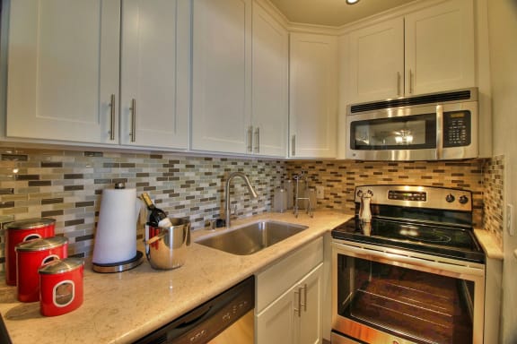 stainless steel appliances at The Arbors at Mountain View, Mountain View, California