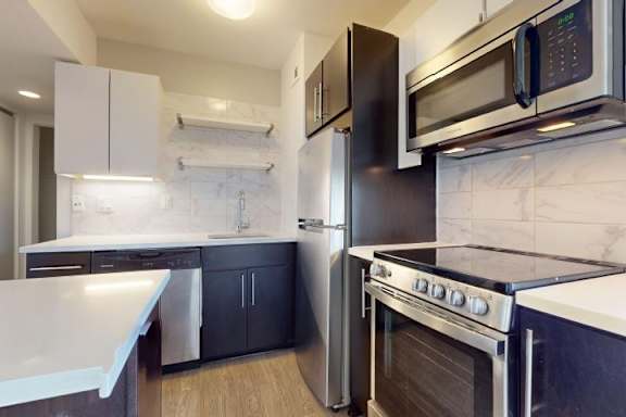 Floor Plan  mon-0bc