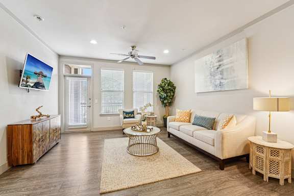 Bright Living Area at Kings Landing, Kingwood, TX
