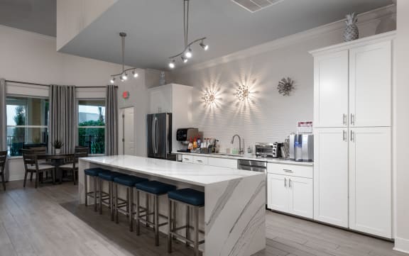 The Oaks on the Lake 55+ Luxury Apartment Living in Clermont, FL