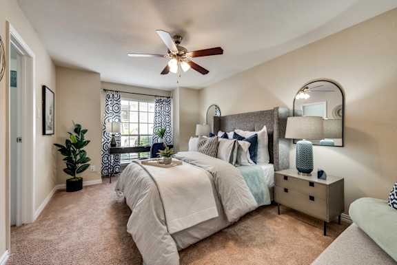 Mount Vernon Apartments | Desoto TX | Large Bedrooms with Plush Carpeting
