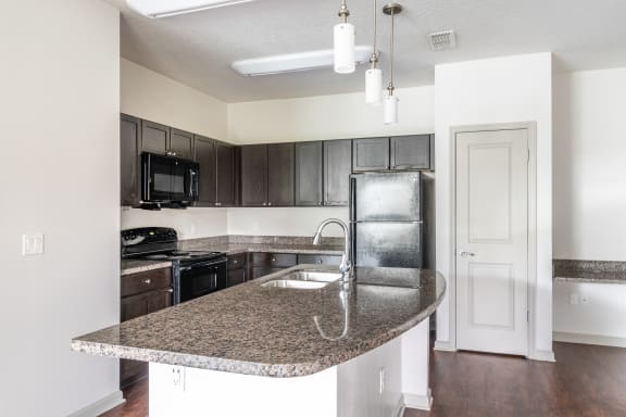 Valrico Station Kitchen