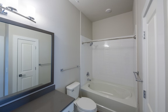 Savannah Floor plan | Guest Bathroom