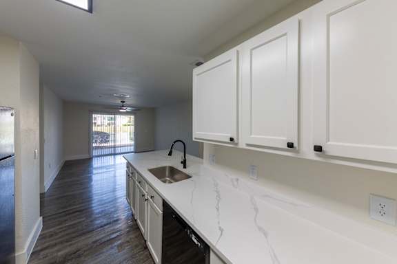 3 Bedroom 2 Bath | Siena  floor plan kitchen