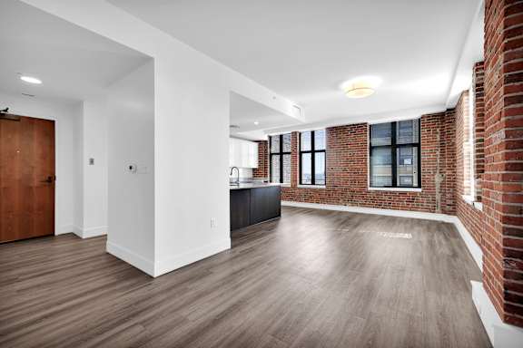 St John Floor Plan |1 Bedroom 1.5 Bath | 867 Sq. ft. | Entry & Living Room