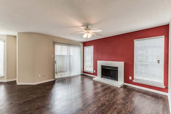 Parque at Bellaire Apartments