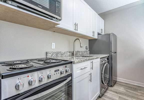 The Indigo |Clearwater, FL | Kitchen