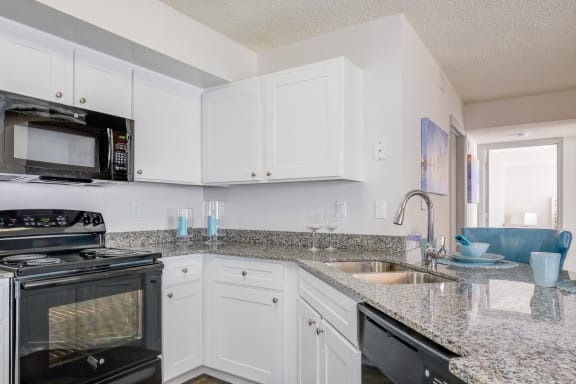 Madalyn Landing Apartments | Palm Bay FL