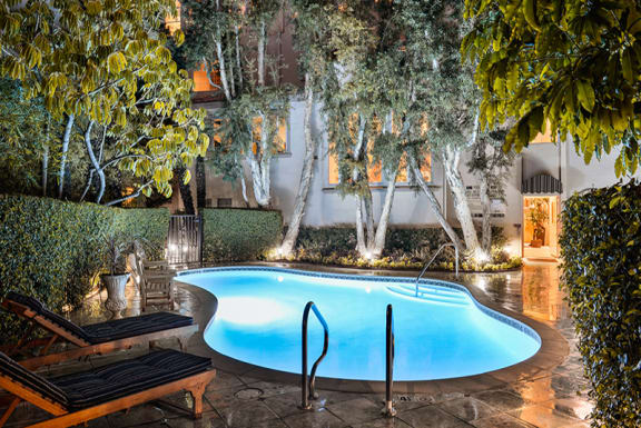 a swimming pool at L'Estancia, Studio City, California