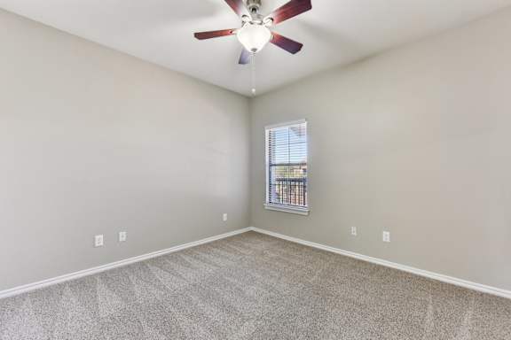 Plain interior room at Waters Edge Apartment Homes, Georgetown, TX, 78626