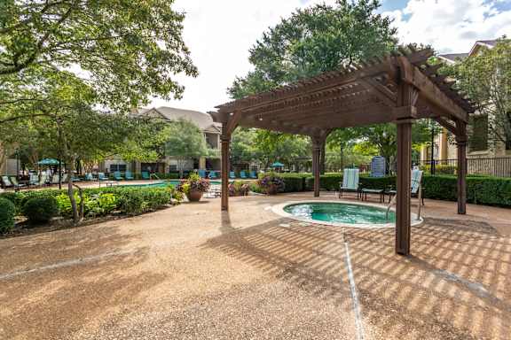 Hot Tub And Pool at Sonterra  Apartment Homes, Austin, 78726