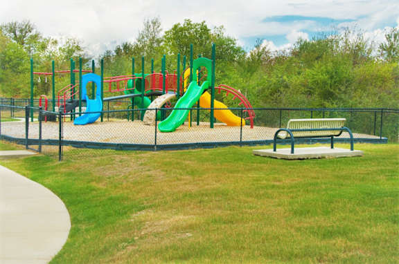 Playground at Las Brisas Apartment Homes, Round Rock