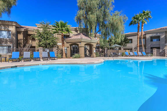 the swimming pool at the resort at governors crossing