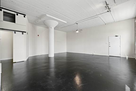 Elm St Lofts in Dallas TX living room