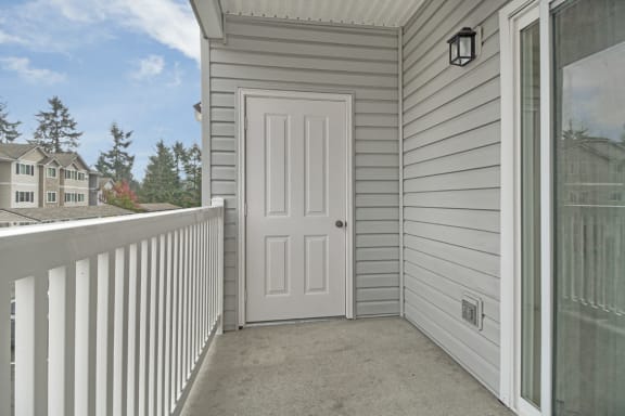 Patio with outdoor storage at Ultris Madison, Olympia, WA,98513