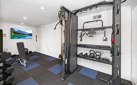 Fitness Room at Miramonte Apartments, Arizona