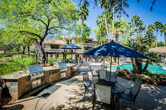 BBQ Grills and Picnic Area at Apartments in Glendale AZ