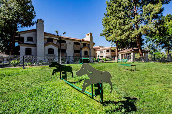 San Tropez Apartments Dog Park