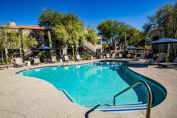 Apartments for Rent in Tucson AZ with swimming pool 85718