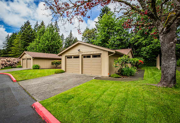 Direct Access Garages with Driveways and Remotes at Port Orchard, WA Apartments Near Kitsap Naval Base