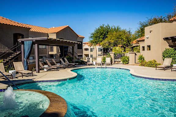 Tucson apartment community with swimming pool near Catalina Foothills