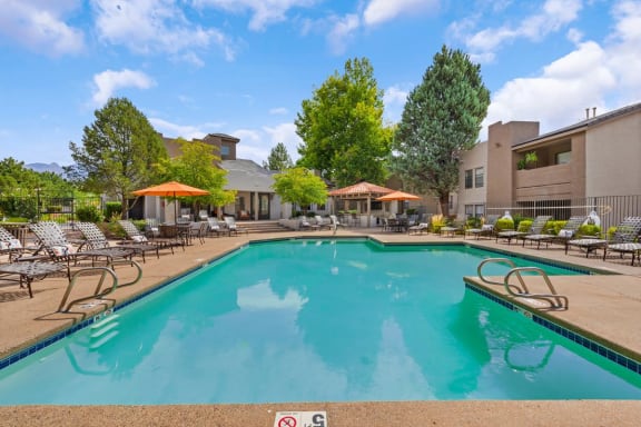 2 Resort Style Pools at La Mirage Apartments New Mexico