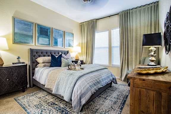 Spacious Model Bedroom with Carpeting at Phoneix Apartment Near 101 Freeway