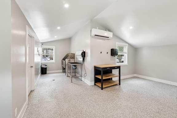 Pet Grooming Center at Linkhorn Bay Apartments, Virginia Beach, 23451