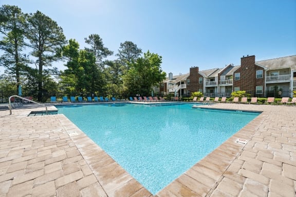 Swimming Pool at The Courtyards of Chanticleer Apartments, Virginia