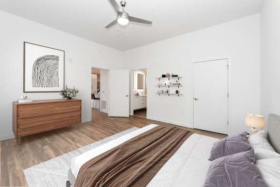 Bedroom With Closet at The Locks Tower, Virginia