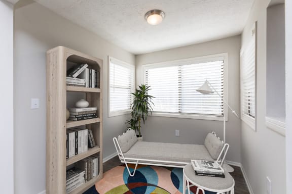Office Space at Edgemont  Apartments, PRG Real Estate, Greenville, South Carolina