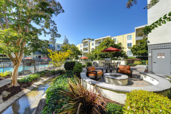 Picnic Lounge Area  at The Retreat at Walnut Creek, California