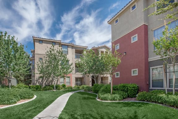 Professionally landscaped grounds  at Sonata Apartment Homes, Nevada, 89030