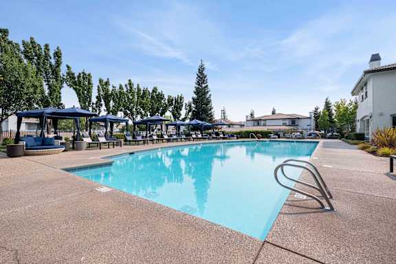 Resort Style Pool and Sun Deck at Ascent at the Galleria in Roseville, California