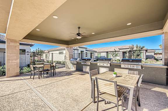 Quaint Courtyard With Bbq Area at Hampton Meridian, Arizona, 85120