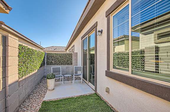 Private Patios Available at Hampton Meridian, Apache Junction, AZ