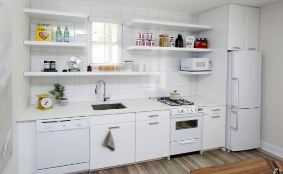 Open Concept Kitchen at Link Apartments® Mixson, North Charleston, 29405