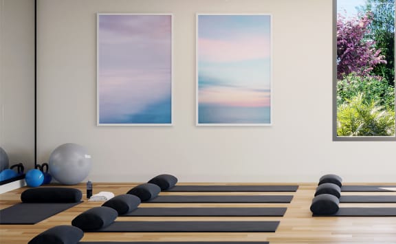 Yoga matsat Link Apartments® Broad Ave, Memphis, TN, 38112