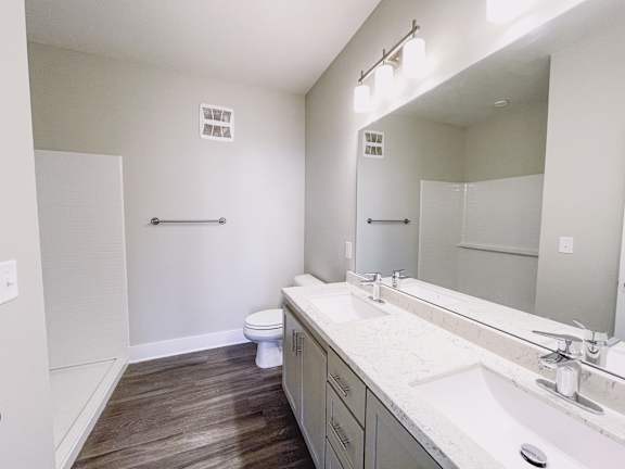 Double Vanity Sinks in Falls at Meehan Apartments