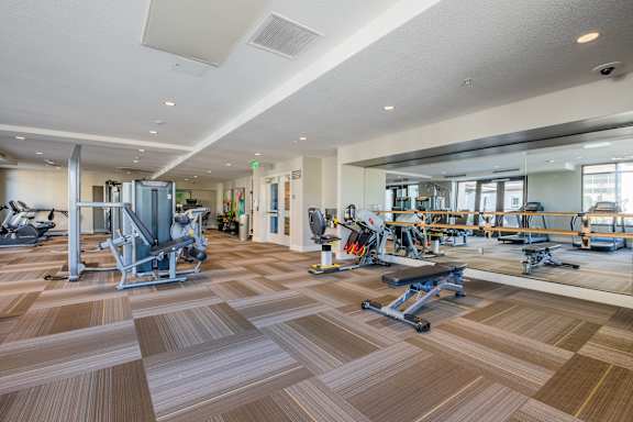 additional photo for property listing at chic digs with room to stretch out in the village 22 car at Deer Creek Apartments, San Ramon, CA
