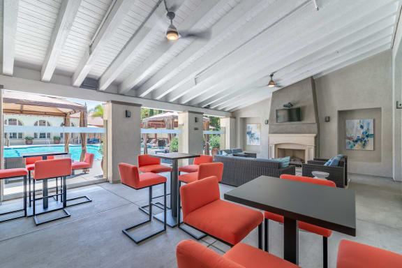 Lounge Area With Tv And Fireplace at Sonoma at Porter Ranch, Porter Ranch