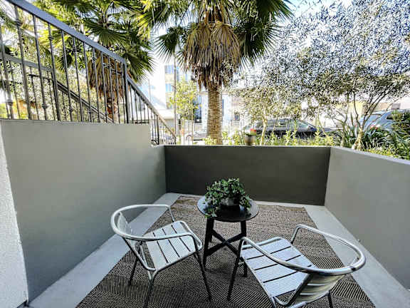 Balcony And Patio at Vues on Gordon, California, 90028