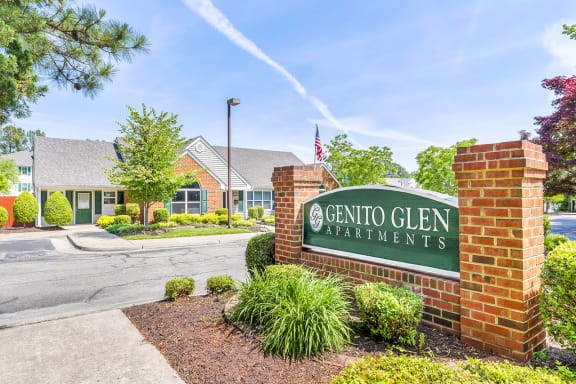 Genito Glen's community sign and leasing office